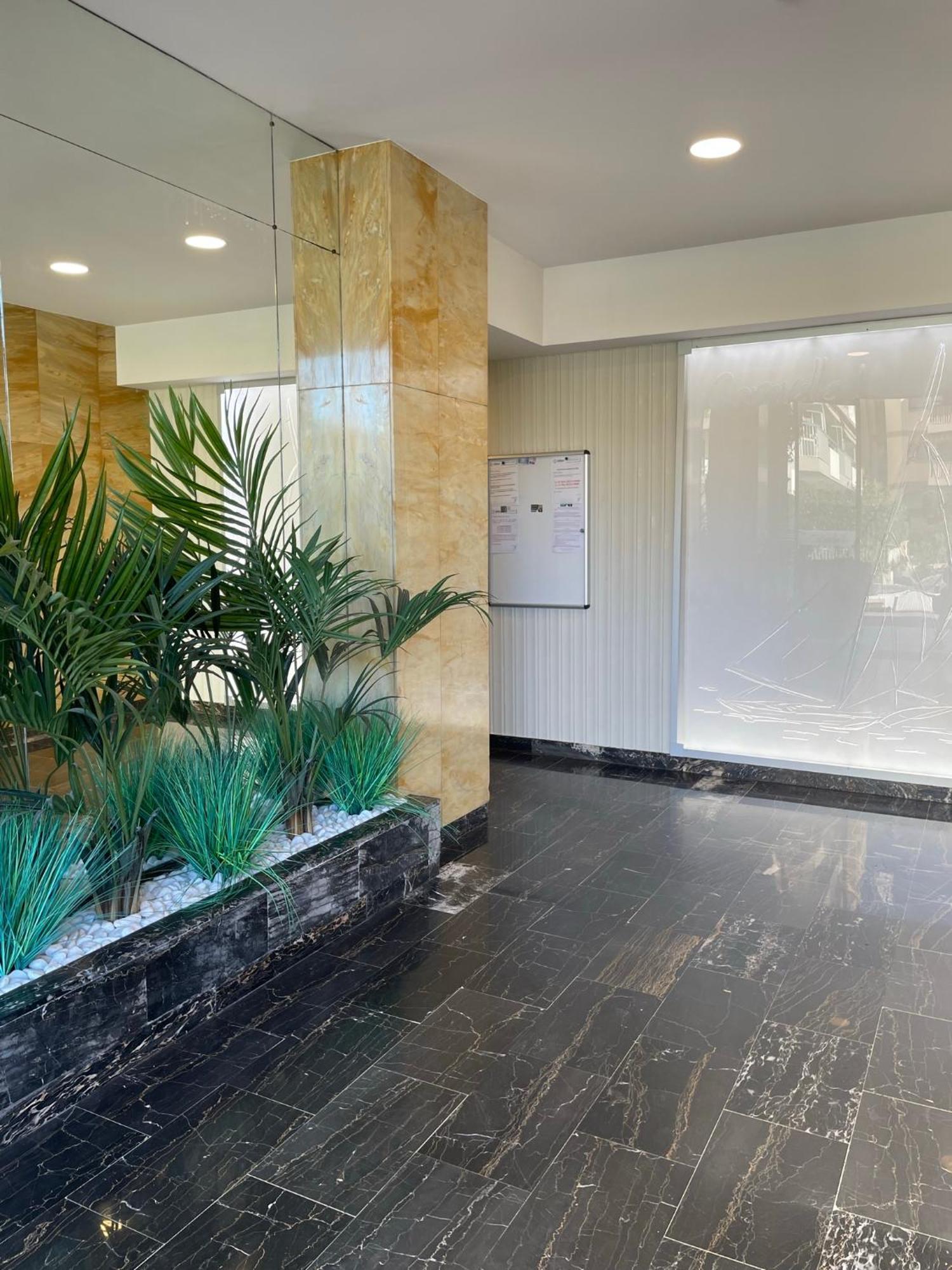 Front De Mer,Plage, Piscine, Parking Кань-сюр-Мер Екстер'єр фото